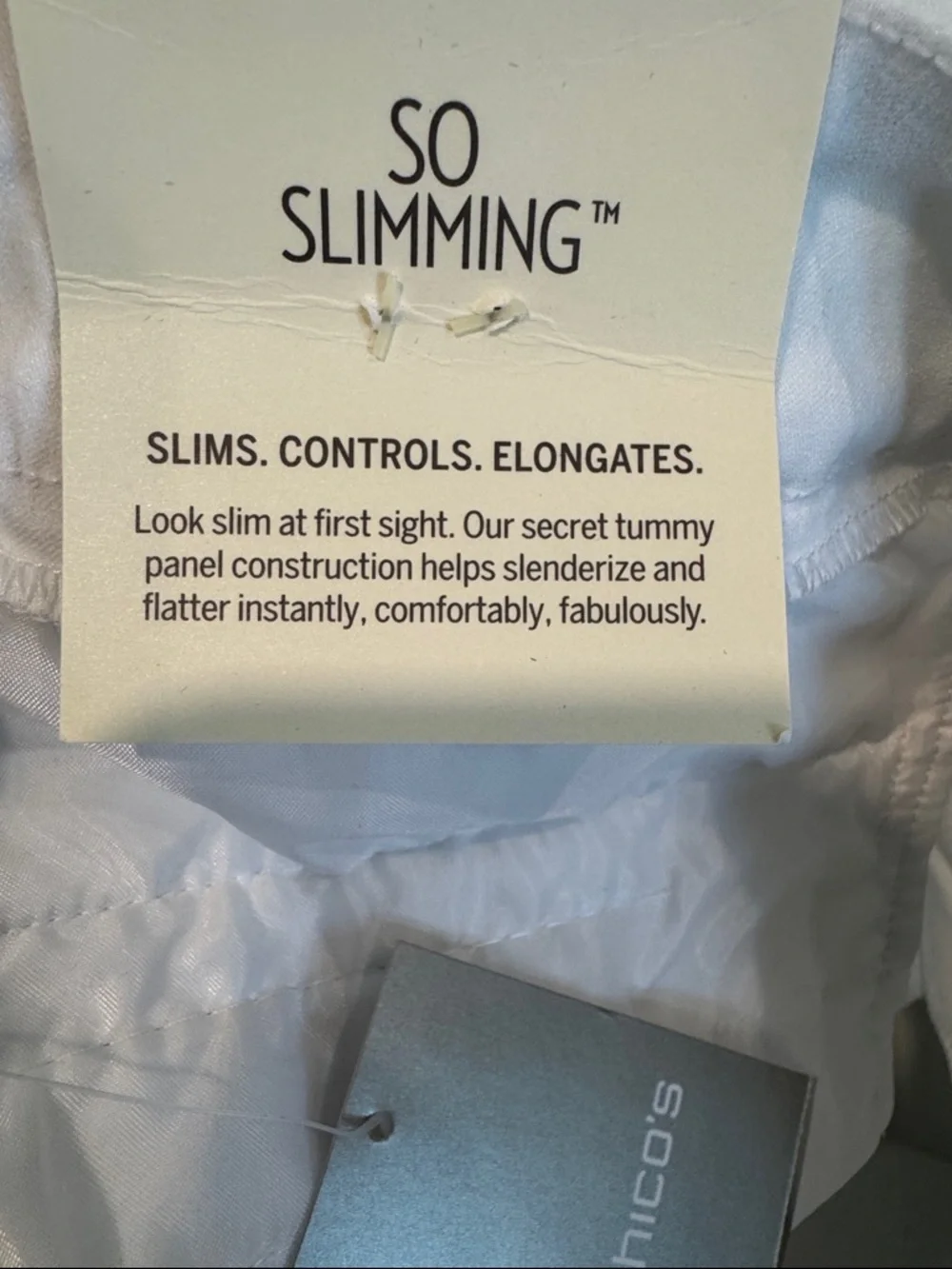 NWT Chico's White Slim Stretch Pull On Bermuda Shorts Size 1.5 (10)